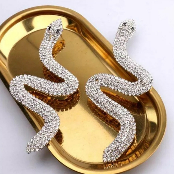 🎀Georgous Large Sparkling Snake Shape Earr - Picture 3 of 7